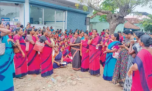 அங்கன்வாடி ஊழியர்கள் ஆர்ப்பாட்டம்