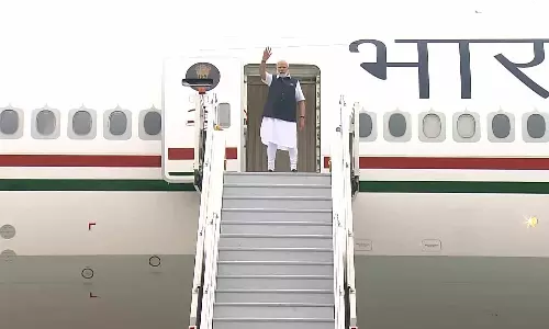 இரண்டு நாள் பயணமாக பிரான்ஸ் புறப்பட்டார் பிரதமர் மோடி