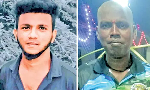 விளாத்திகுளம் அருகே மோட்டார் சைக்கிள்கள் நேருக்கு நேர் மோதல்- கல்லூரி மாணவன் உள்பட 2 பேர் பலி