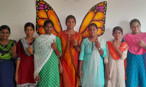 கரூர் வேளாளர் மகளிர் கலை, அறிவியல் கல்லூரியில் முதலாமாண்டு மாணவிகளுக்கு செயலாளர் தேர்தல்