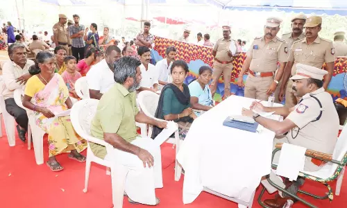 குறைதீர்க்கும் முகாமில் 97 மனுக்களுக்கு தீர்வு