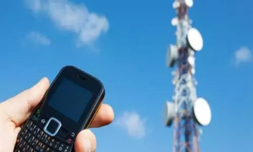 ஹைவேவிஸ் மலைப்பகுதியில் 20 நாட்களாக செல்போன் நெட்ஒர்க் இயங்காததால் மக்கள் அவதி