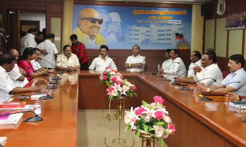 பொது சிவில் சட்டத்துக்கு எதிராக செயல்படுவோம் - தி.மு.க. எம்.பி.க்கள் கூட்டத்தில் தீர்மானம்