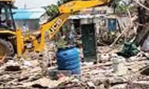 பூந்தமல்லியில் ரூ.20 கோடி மதிப்பிலான ஆக்கிரமிப்பு கோவில் நிலம் மீட்பு- அதிகாரிகள் நடவடிக்கை