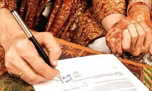 இரு வாலிபர்களை திருமணம் செய்ய விண்ணப்பம்- கேரள இளம்பெண்ணுக்கு நடந்தது என்ன?