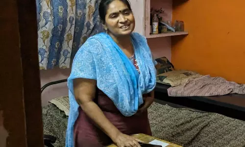 திண்டுக்கல் அருகே வீட்டில் கிளினிக் நடத்திய போலி பெண் டாக்டர் கைது