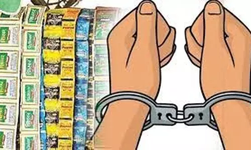 வியாபாரிகள் 2 பேர் கைது