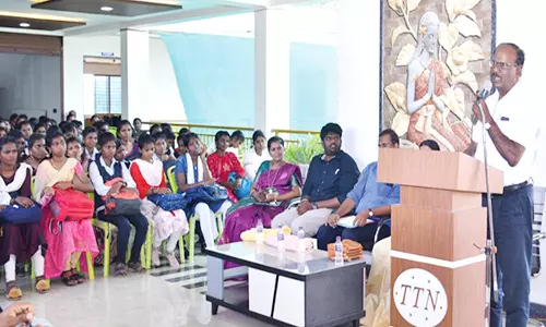 வள்ளியூர் மரியா கல்லூரியில் வேலை வாய்ப்பு வழிகாட்டுதல் முகாம்