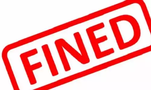 அதிகளவில் மாணவர்களை ஏற்றி சென்ற 115 வாகனங்களுக்கு ரூ.3.20 லட்சம் அபராதம்