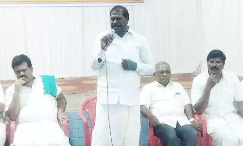 கடத்தூரில் பா.ம.க. செயற்குழு கூட்டம்