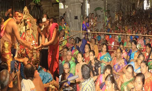 நெல்லை டவுன் நெல்லையப்பர் கோவிலில் ஆடிப்பூர வளைகாப்பு திருவிழா- திரளான பக்தர்கள் பங்கேற்பு