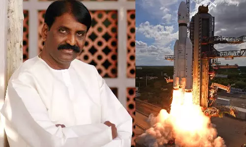 வெற்றி நிச்சயம் வெண்ணிலா சத்தியம்.. சந்திரயான் குறித்து வைரமுத்து நெகிழ்ச்சி