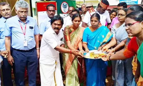 ரூ.2 கோடியில் பள்ளி வகுப்பறை கட்டிடம் கட்டும் பணி