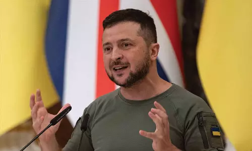 உக்ரைனை வீரர்களை எதிர்க்க ரஷியா அனைத்து வளங்களையும் பயன்படுத்துகிறது: ஜெலன்ஸ்கி