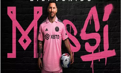 அமெரிக்காவின் இன்டர் மியாமி அணியில் இணைந்தார் மெஸ்ஸி
