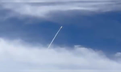 சீறிப்பாயும் சந்திரயான்-3.. விமானத்தில் இருந்து பதிவு செய்யப்பட்ட வீடியோ வைரல் சீறிப்பாயும் சந்திரயான்-3.. விமானத்தில் இருந்து பதிவு செய்யப்பட்ட வீடியோ வைரல்