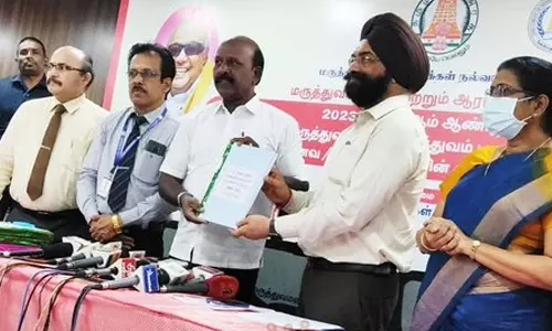 மருத்துவ படிப்புகளுக்கான தரவரிசை பட்டியல் வெளியீடு- சேலம் மாணவி முதலிடம்