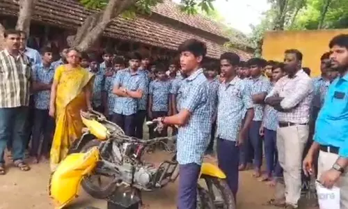 அறிவியல் கண்காட்சியில் அந்தியூர் அரசு பள்ளி மாணவர்கள் சாதனை