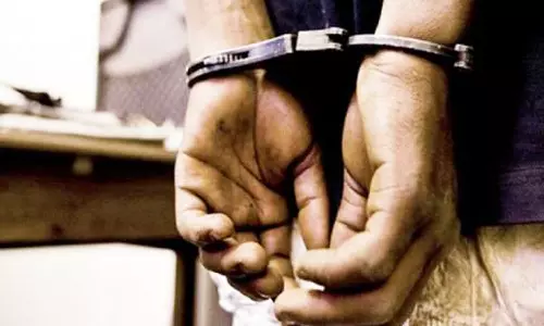 ஆம்பூர் கோவில் திருவிழாவில் மோதல்