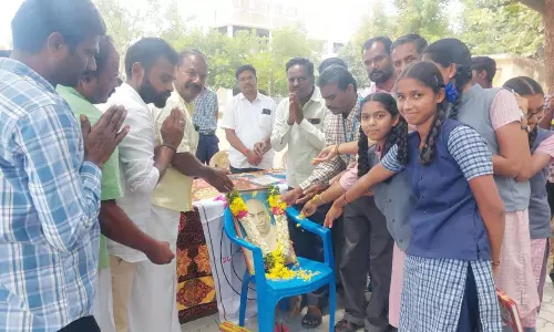 மாங்கரை அரசு மேல்நிலை பள்ளியில் தமிழகத்தில் முதலிடம் பிடித்த மாணவனுக்கு பாராட்டு விழா