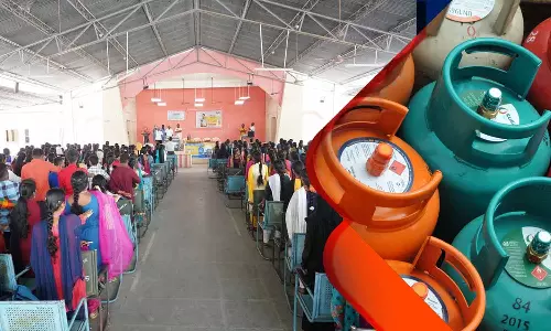 உடுமலையில் கல்லூரி மாணவர்களுக்கு எரிவாயு விழிப்புணர்வு முகாம்