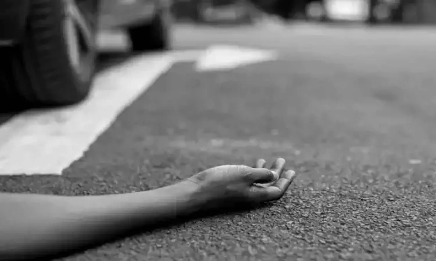 வாகனம் மோதி மூதாட்டி பலி வாகனம் மோதி மூதாட்டி பலி