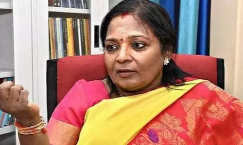 தமிழர்கள் பயணம் செய்த முன்பதிவு பெட்டியில் ஏறி வட மாநிலத்தவர் தொந்தரவு- கவர்னர் தமிழிசை நடவடிக்கை