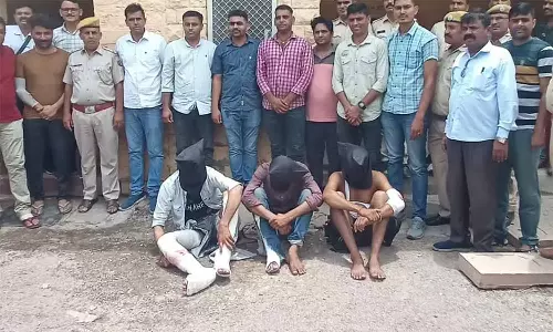 ராஜஸ்தானில் பயங்கரம்: காதலன் கண்முன்னே காதலியை பாலியல் பலாத்காரம் செய்த கல்லூரி மாணவர்கள்