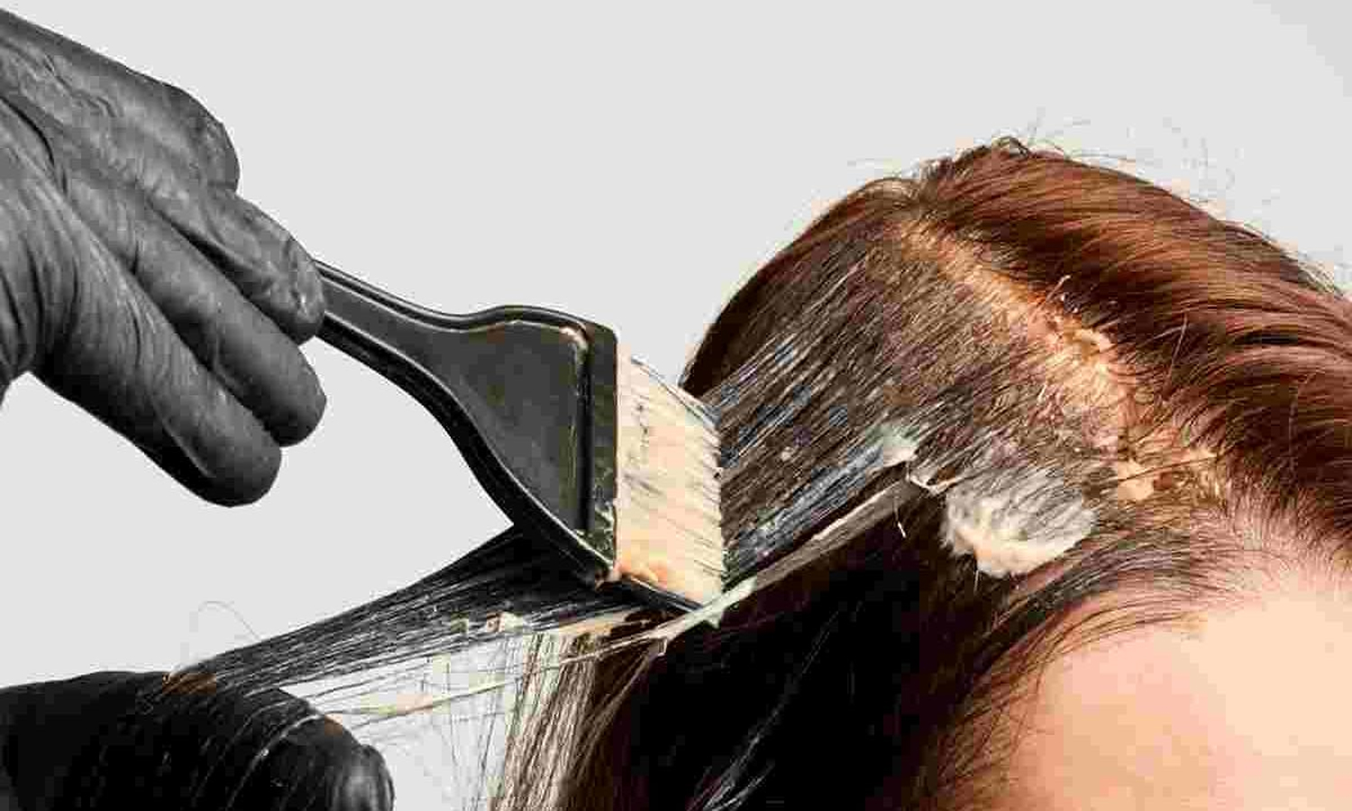 ஹேர் டை போட்டவுடன் கண்டிப்பாக தண்ணீர் குடிக்க வேண்டும்... ஏன் தெரியுமா?