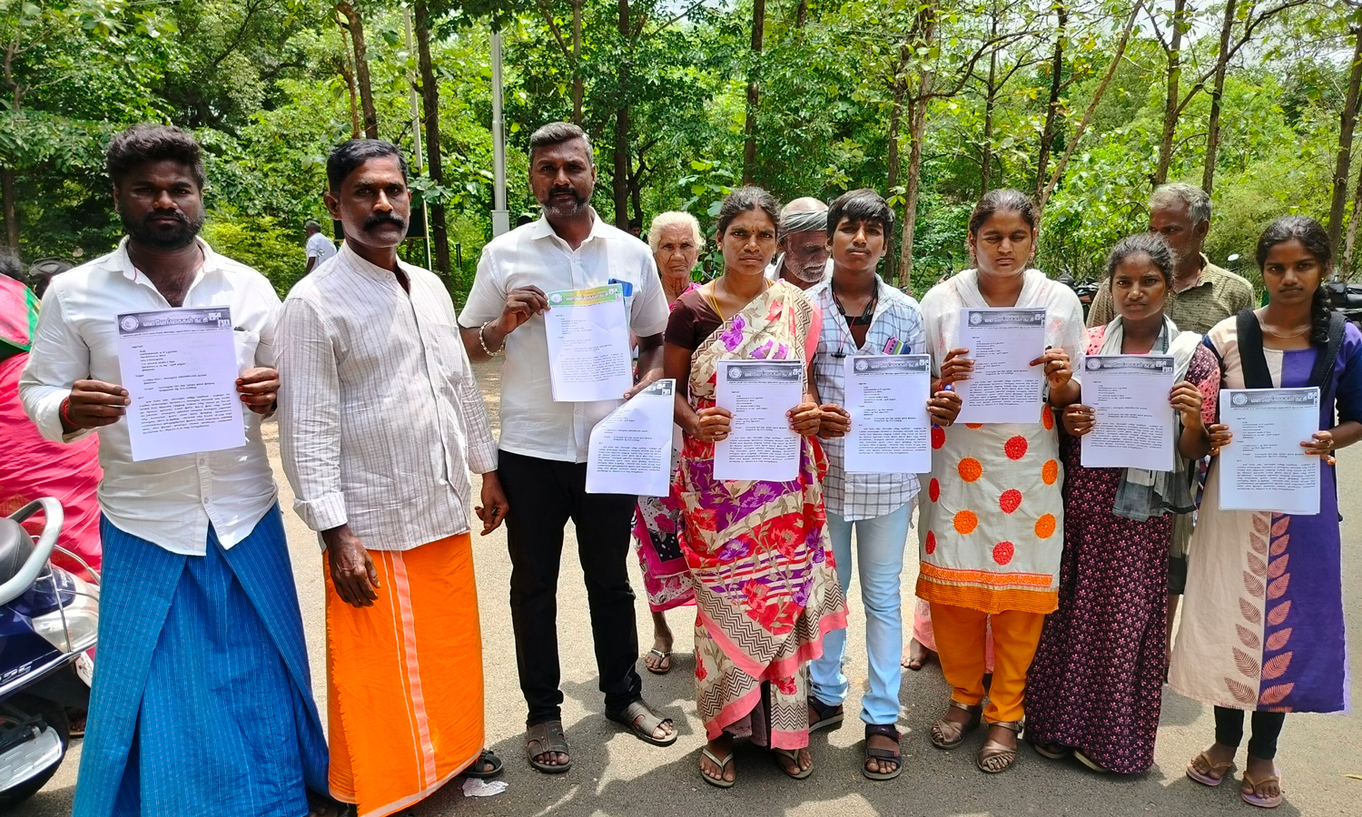 விசாரணைக்கு அழைத்து சென்று போலீசார் கொடுமைபடுத்துவதாக புகார்