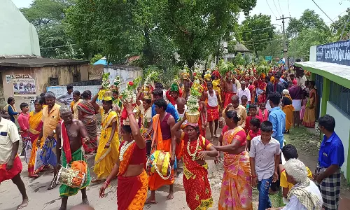 திட்டக்குடி அருகே செல்லியம்மன் கோவிலுக்கு பால்குட ஊர்வலம்