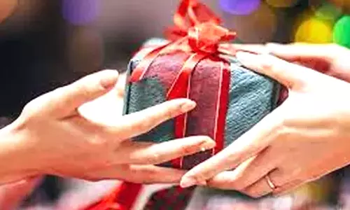 நெருப்பு வளையத்தில் சாகசம்- ஓரசோலை மாணவிக்கு பரிசு