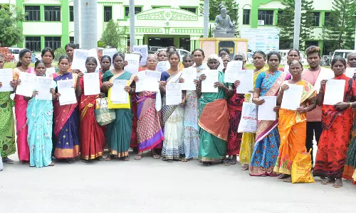 பழையவூர் கிராம மக்கள் கலெக்டரிடம் மனு