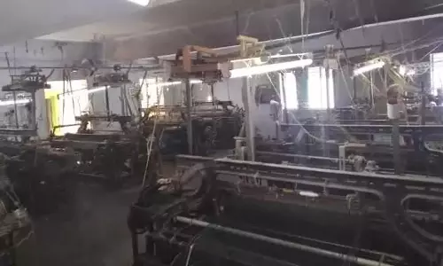 ஆடி மாதத்தில் ஆர்டர் இல்லாததால் விசைத்தறி ஜவுளி உற்பத்தி நிறுவனங்களுக்கு விடுமுறை