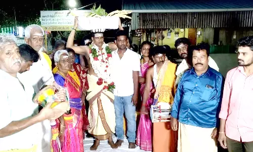 மேட்டுப்பாளையம் வனபத்ரகாளியம்மன் கோவில் ஆடிக்குண்டம் விழா பூச்சாட்டுதலுடன் தொடங்கியது