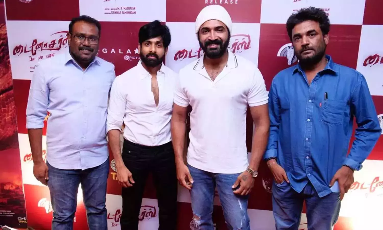 புதிய கதாப்பாத்திரத்தை அறிமுகம் செய்த டைனோசர்ஸ் படக்குழு