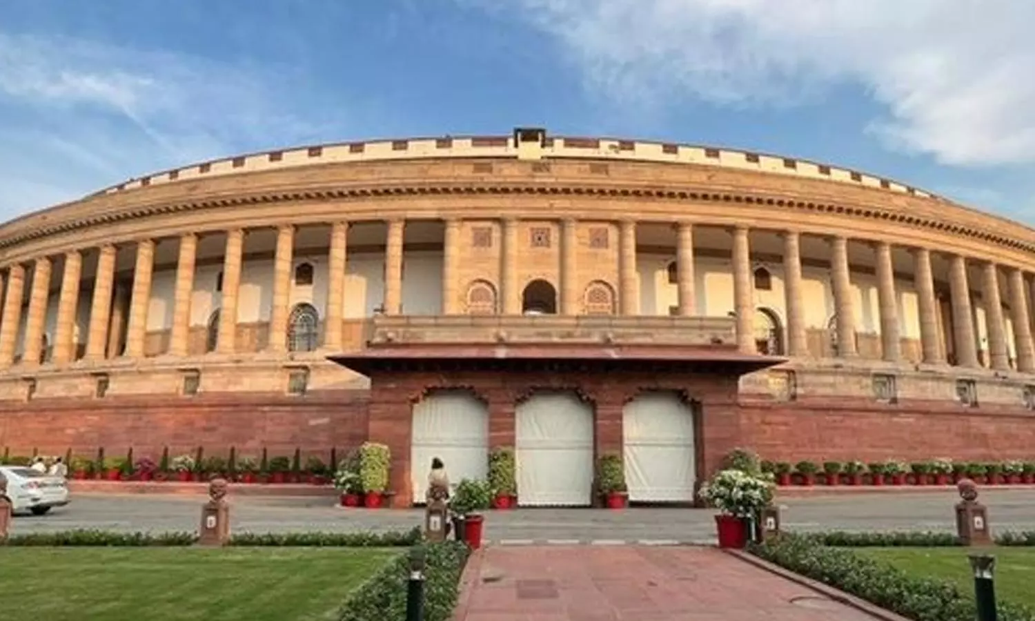 அரசு மீது நம்பிக்கையில்லா தீர்மானம் கொண்டுவர எதிர்க்கட்சிகள் முடிவு? அரசு மீது நம்பிக்கையில்லா தீர்மானம் கொண்டுவர எதிர்க்கட்சிகள் முடிவு?