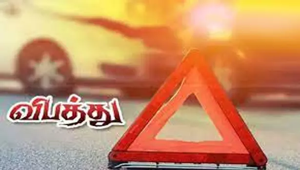 சாலையில் வைத்திருந்த தடுப்பில்மோட்டார் சைக்கிள் மோதி லாரி அதிபர் பலி சாலையில் வைத்திருந்த தடுப்பில்மோட்டார் சைக்கிள் மோதி லாரி அதிபர் பலி