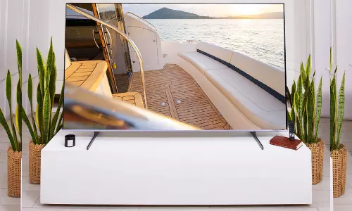 விலை ரூ. 6 லட்சம் தான்.. இந்தியாவில் அறிமுகமான புதிய QLED டிவி