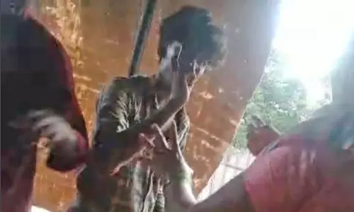 திருப்பூரில் கடைக்குள் புகுந்து பெண்ணிடம் பணம் கேட்டு தகராறு செய்த வாலிபர்கள்