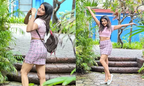 கோவாவில் பிறந்தநாள் கொண்டாடிய சாக்ஷி அகர்வால்