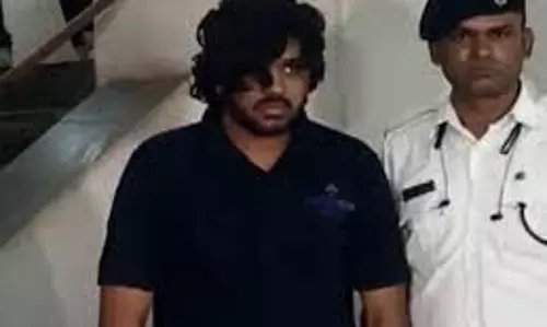 அகமதாபாத் சாலை விபத்து- 9 பேரின் உயிரை பலி வாங்கிய ஜாகுவார் கார் ஓட்டுனர் கைது