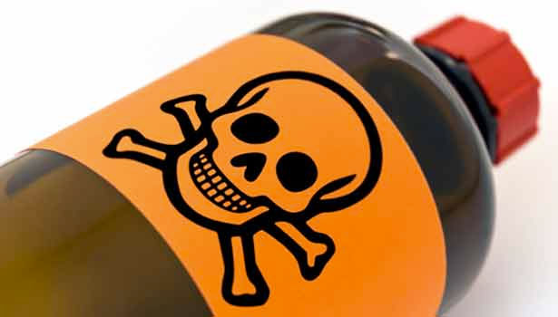 திருமணத்துக்கு மறுத்ததால் ஆத்திரம்: வாயில் விஷம் ஊற்றி காதலி கொலை- ஆட்டோ டிரைவர் வெறிச்செயல்