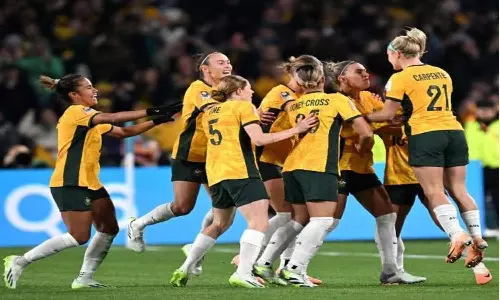பெண்கள் உலகக்கோப்பை கால்பந்து: நியூசிலாந்து, ஆஸ்திரேலியா அணிகள் வெற்றி