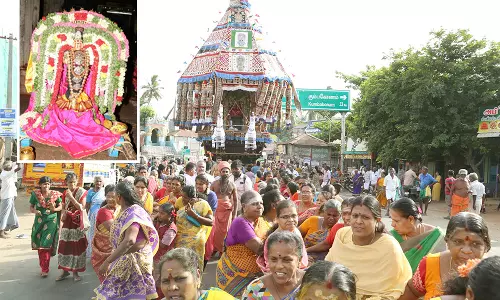 ஐயாறப்பர் கோவிலில் ஆடிப்பூர பெருவிழா தேரோட்டம்: பெண்கள் மட்டுமே வடம் பிடித்தனர்