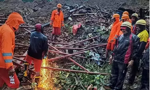 மகாராஷ்டிரா நிலச்சரிவு - பலி எண்ணிக்கை 21 ஆக அதிகரிப்பு