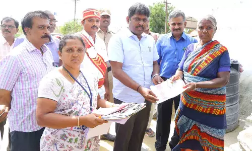 பல்லடம் அருகே மகளிர் உரிமை தொகை விண்ணப்பம் வழங்கும் பணி  தொடக்கம்