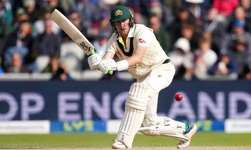 ஆஷஸ் டெஸ்ட் போட்டி- 3ம் நாள் ஆட்ட நேர முடிவில் ஆஸ்திரேலியா அணி 113/4