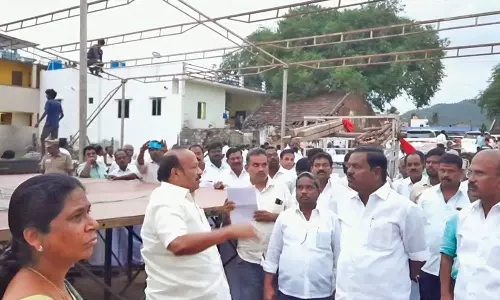 தருமபுரியில் மகளிர் உரிமை தொகை திட்ட முகாம்- வேளாண் துறை அமைச்சர் ஆய்வு