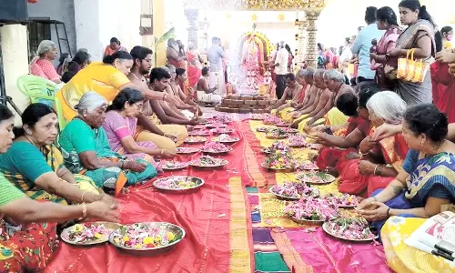 மேட்டுப்பாளையம் வனபத்ரகாளியம்மன் கோவிலில் 108 லட்சார்ச்சனை